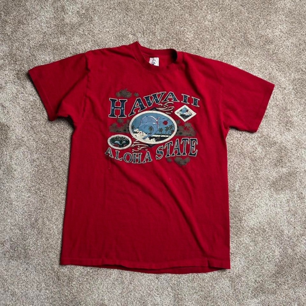 RED VINTAGE DELTA PRO WEIGHT MADE IN USA "HAWAII" GRAPHIC TEE